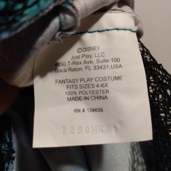 GUC Disney Descendants(?) Costume 4-6x kids - Picture 11 of 12